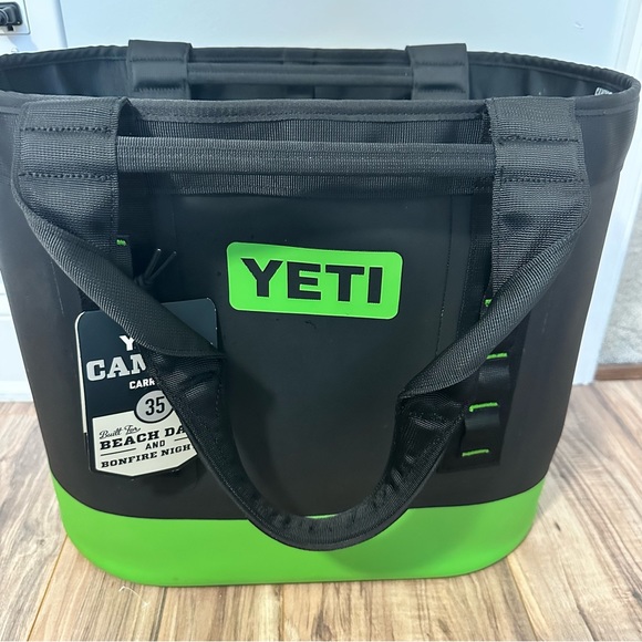 Yeti Handbags - Yeti Camino Carryall 35